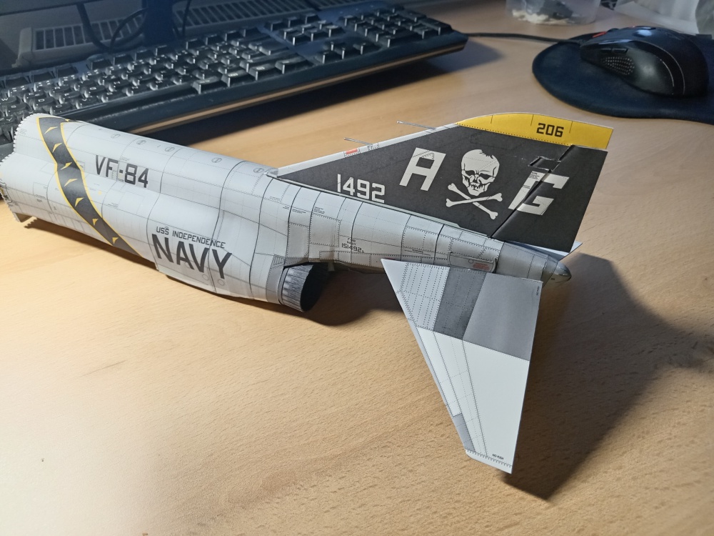440733