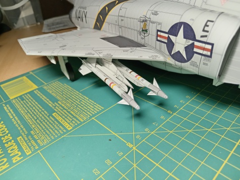 F-4 Phantom II F-4 Phantom II