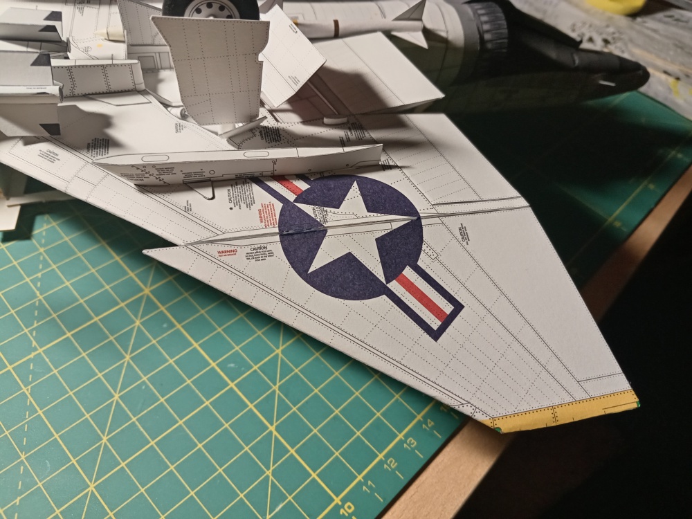 F-4 Phantom II (Plná velikost v novém okně) F-4 Phantom II
