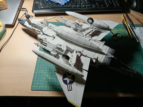 F-4 Phantom II F-4 Phantom II