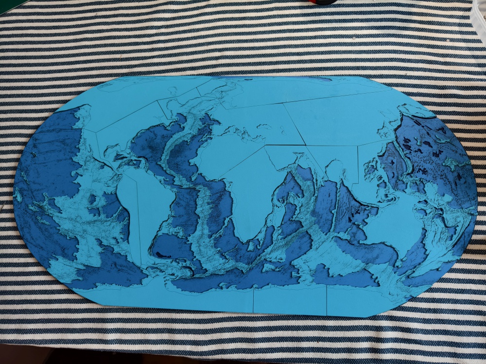 439310