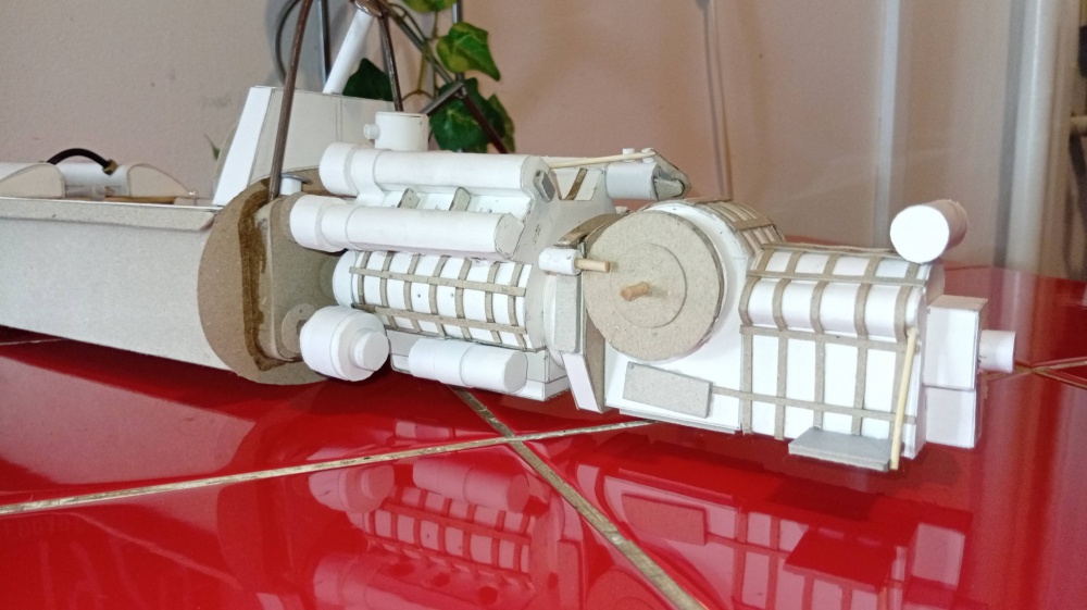 441924