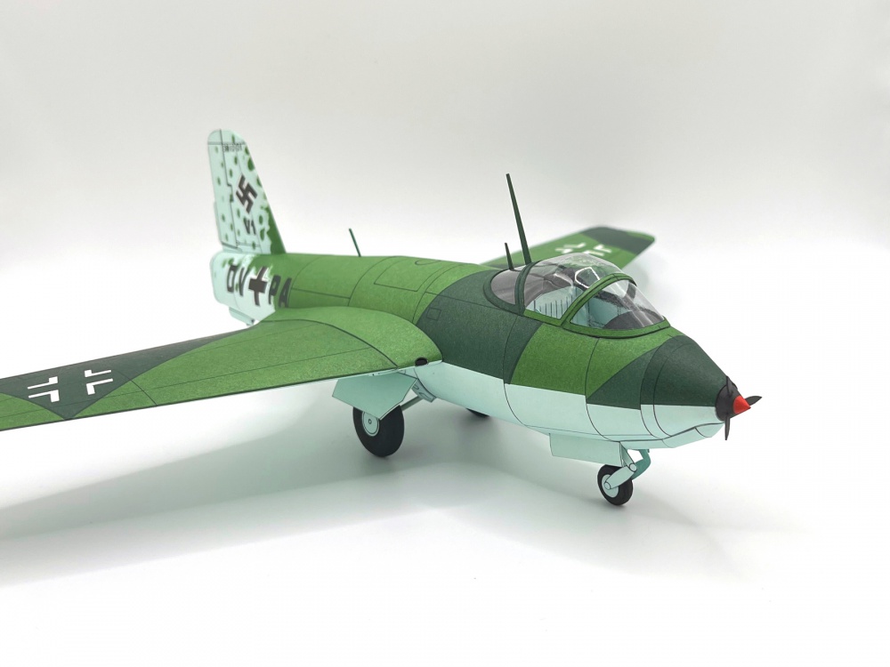 Messerschmitt Me 263 (Plná velikost v novém okně) Messerschmitt Me 263