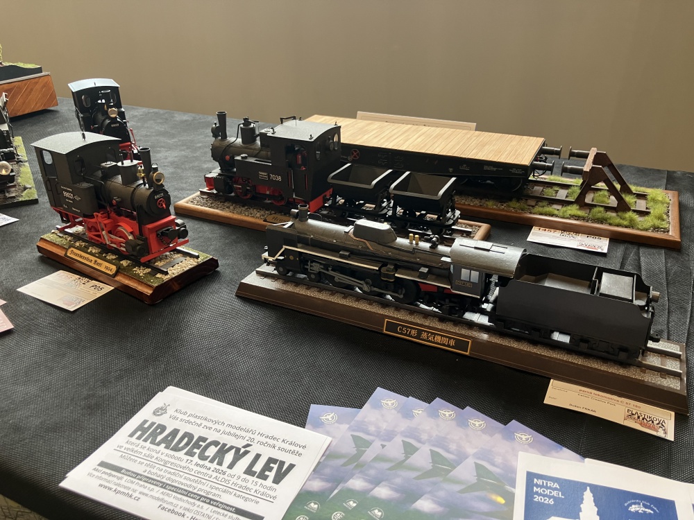 440669