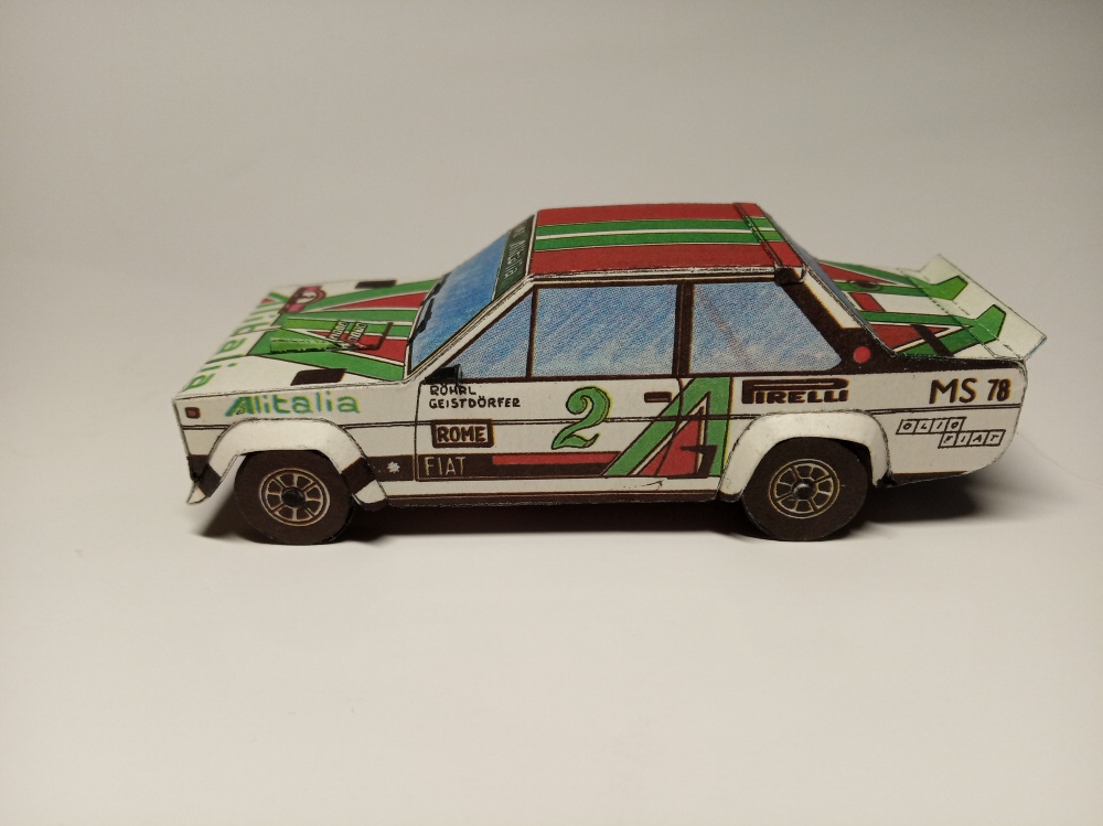 Fiat 131 Abarth (Plná velikost v novém okně) Fiat 131 Abarth