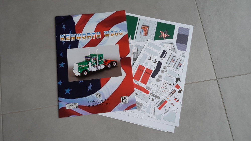 Kenworth W900 (Plná velikost v novém okně) Kenworth W900