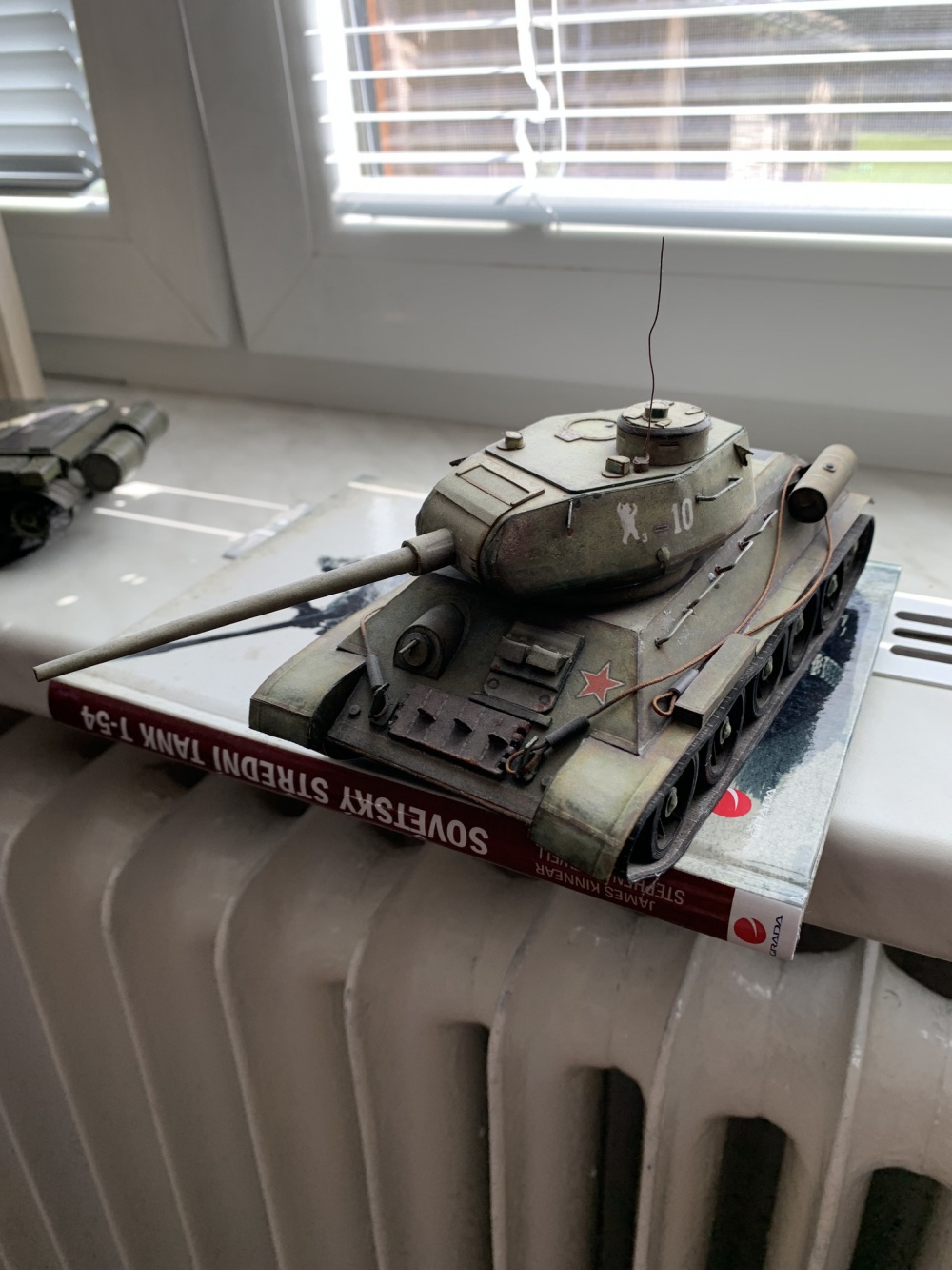 T34-85 (Plná velikost v novém okně) T34-85