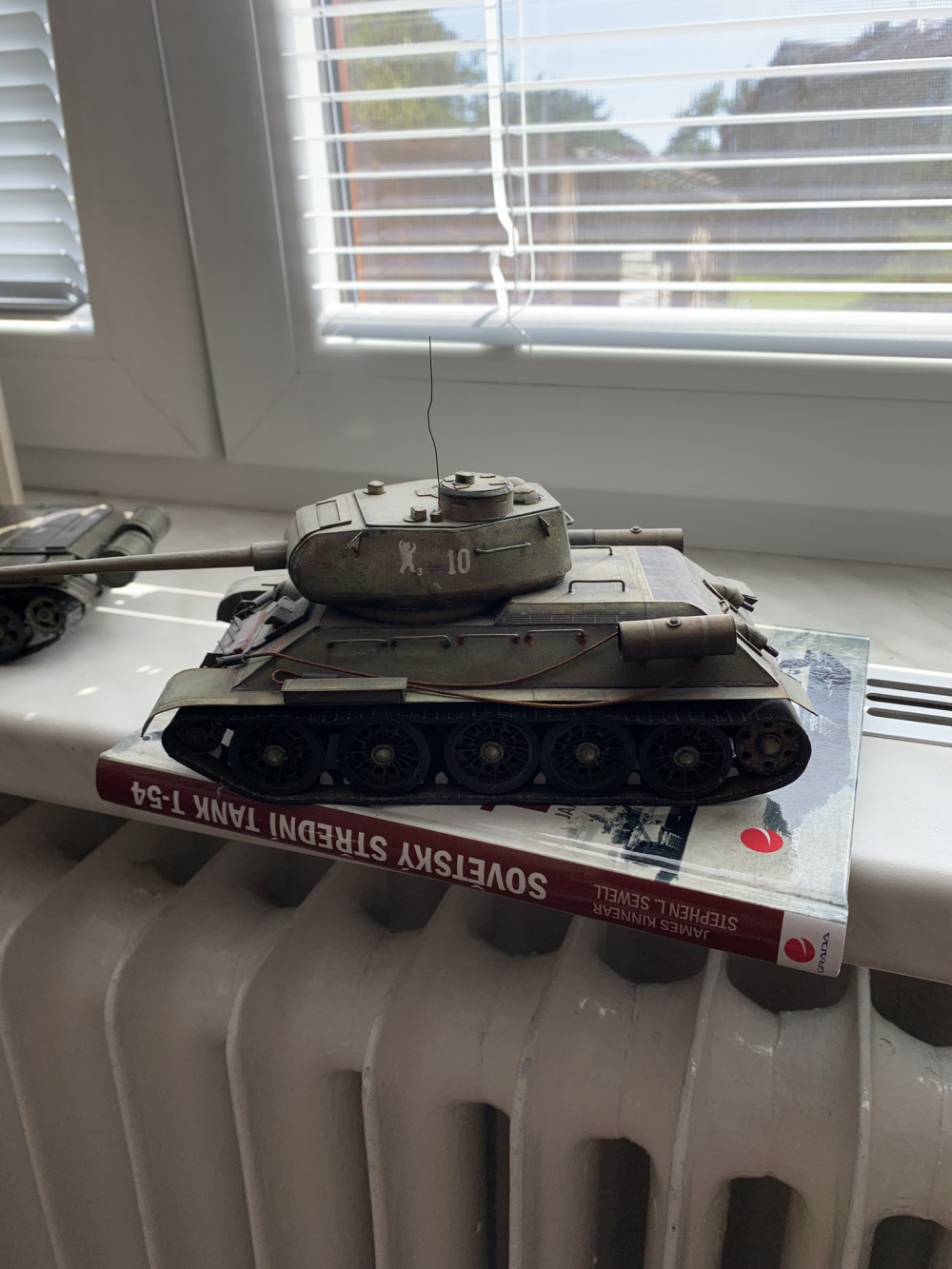 T34-85 (Plná velikost v novém okně) T34-85
