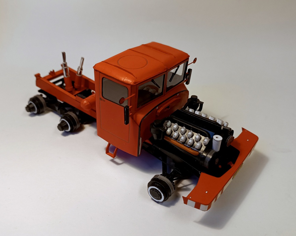 444038