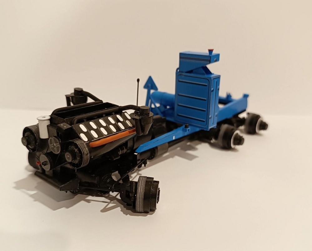 444066