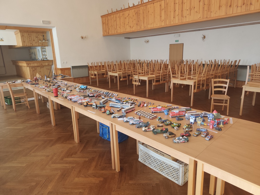 Výstava modelů - Kulturní dům Horní Habartice (Plná velikost v novém okně) Výstava modelů - Kulturní dům Horní Habartice