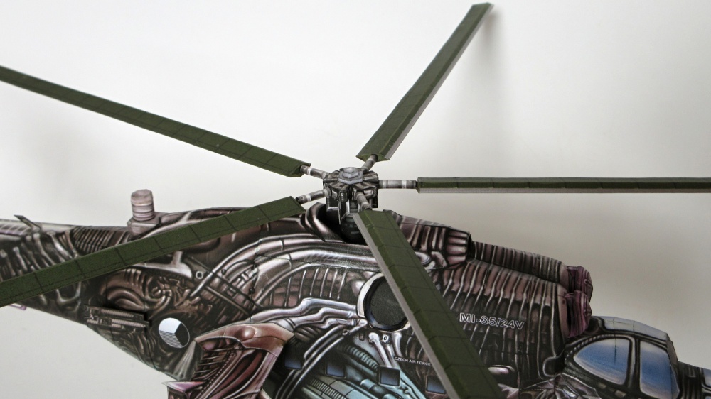 Mil Mi 35/24V Alien Tiger 2 (Plná velikost v novém okně) Mil Mi 35/24V Alien Tiger 2