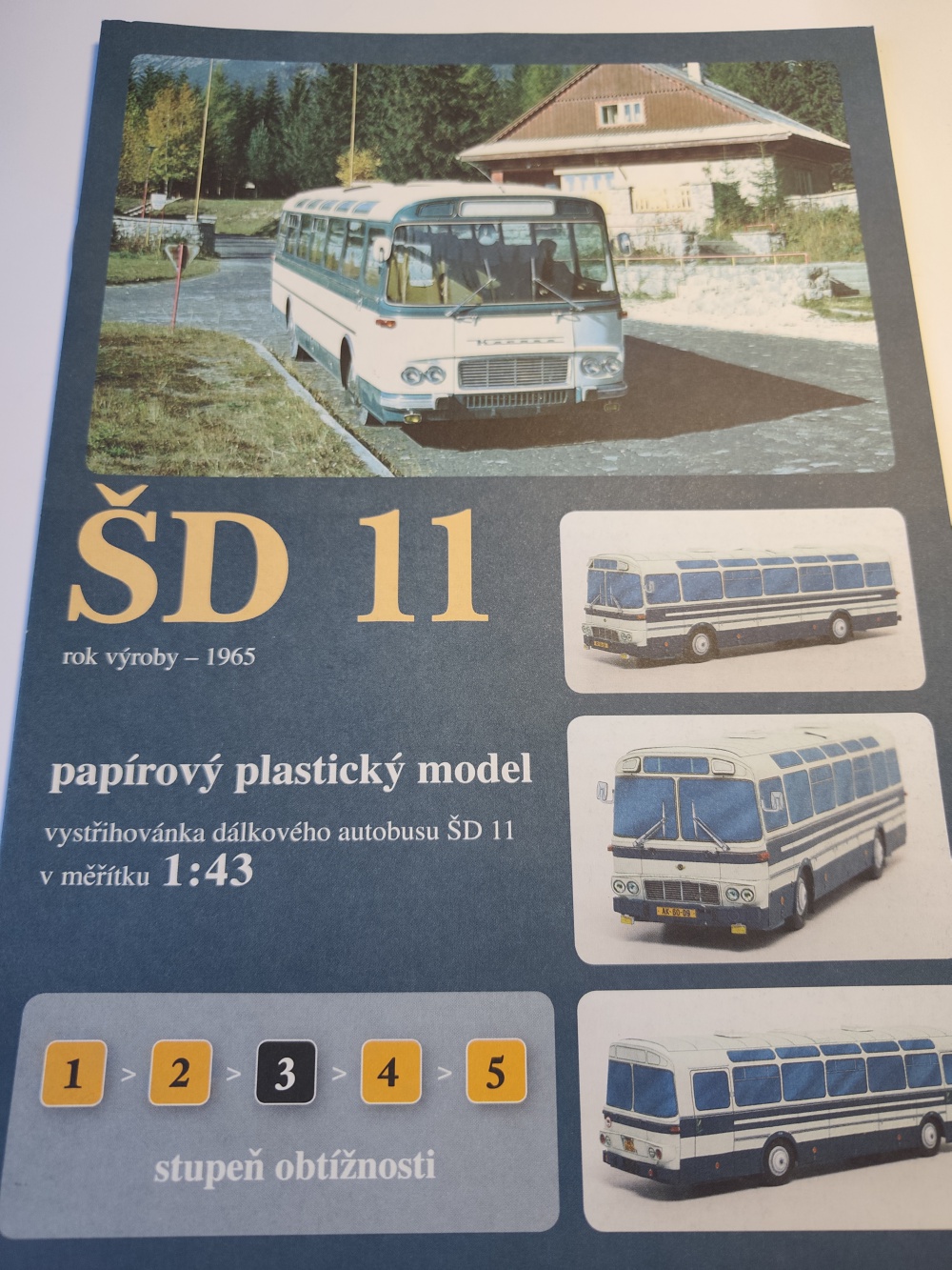 445400