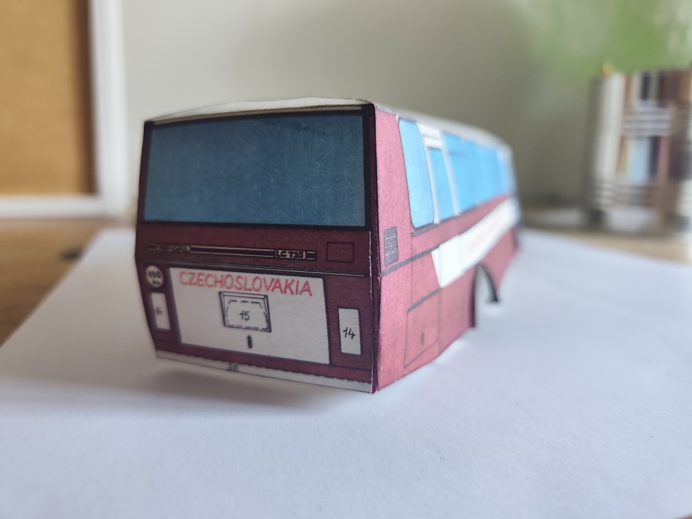 Dálkový autobus Karosa LC 735.00 (Plná velikost v novém okně) Dálkový autobus Karosa LC 735.00