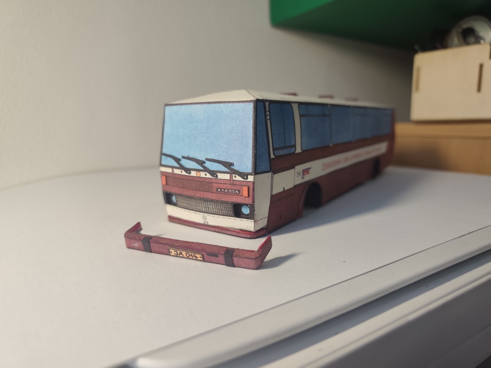 Dálkový autobus Karosa LC 735.00 (Plná velikost v novém okně) Dálkový autobus Karosa LC 735.00