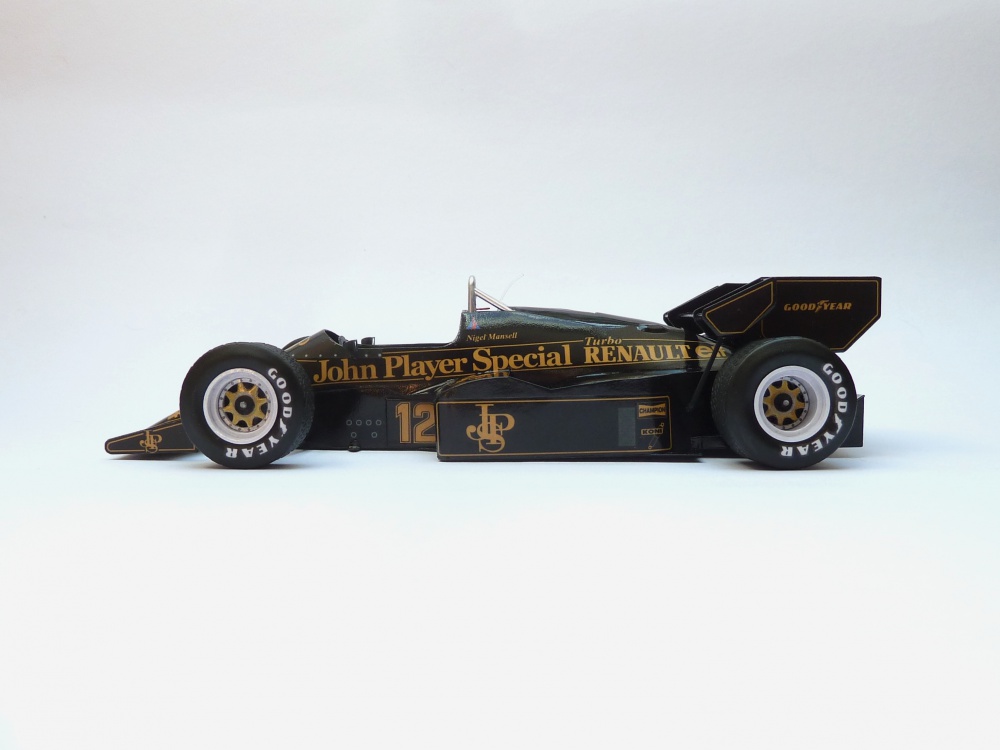 Lotus 95T (1984; Mansell)