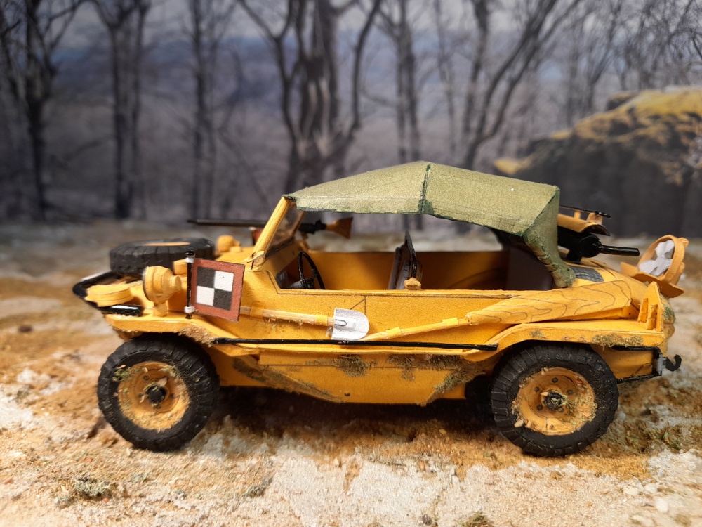 Kfz 69 Schwimmwagen (Plná velikost v novém okně) Kfz 69 Schwimmwagen