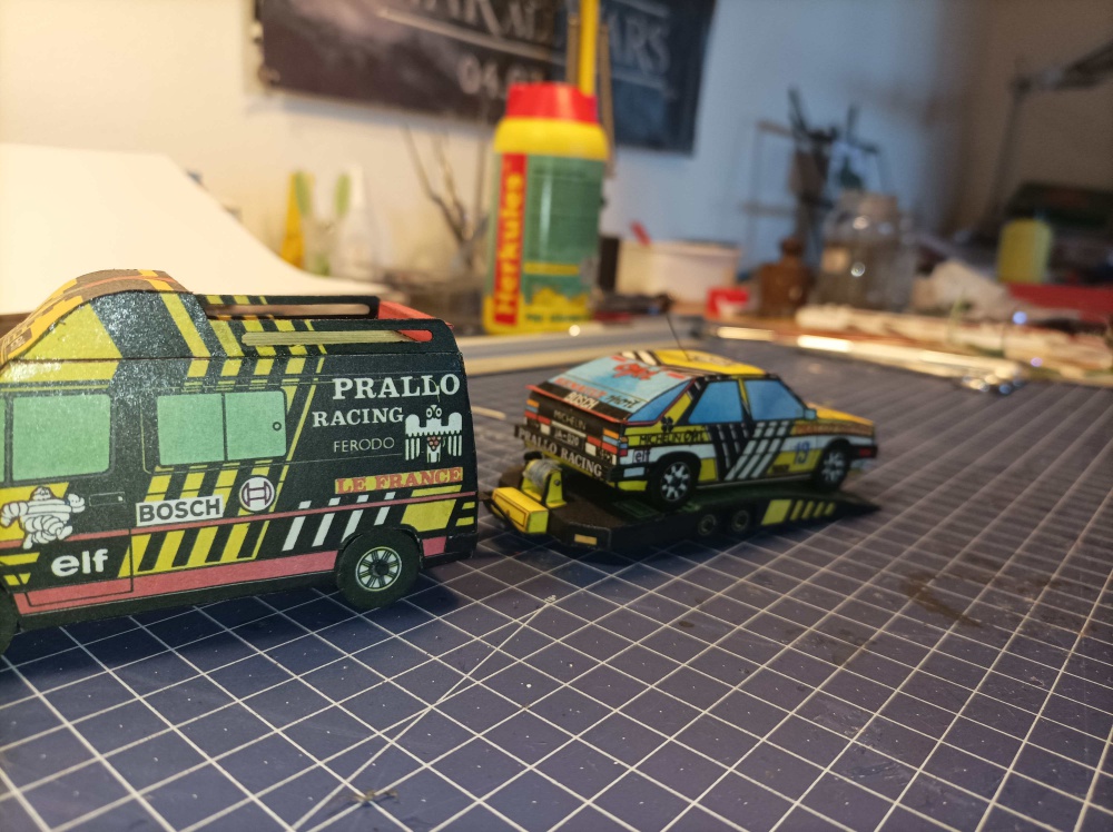 Renault M&M (Plná velikost v novém okně) Renault M&M
