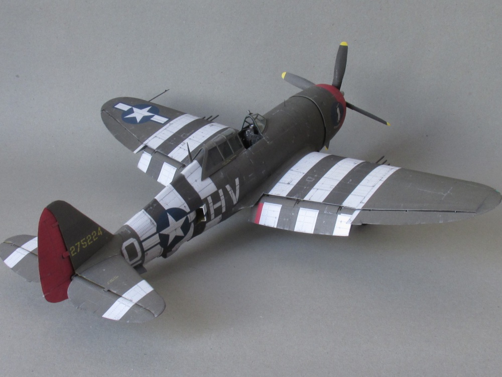 Republic P-47 D-11 Thunderbolt (Plná velikost v novém okně) Republic P-47 D-11 Thunderbolt