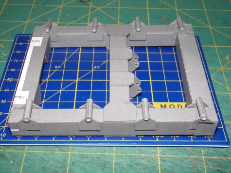 MOROOKA MST 2200 VD/ Modelik/ M 1:25 Japonsk� p�sov� skl�p��