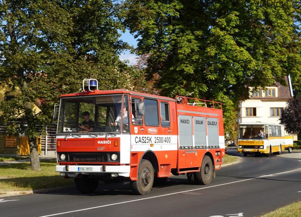 LIAZ 101.860 CAS 25 + přívěsná stříkačka PPS-12 (Plná velikost v novém okně) LIAZ 101.860 CAS 25 + přívěsná stříkačka PPS-12