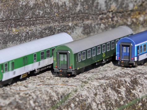 Osobn� vozy B249, A149 a BDs449 (e-Doprava.com)