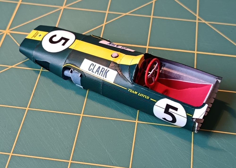 Lotus 33, British GP 1965, Jim Clark (Plná velikost v novém okně) Lotus 33, British GP 1965, Jim Clark