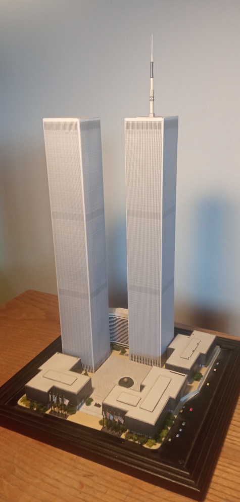 World Trade Center (WTC - Twin Towers) paper model 1:1500