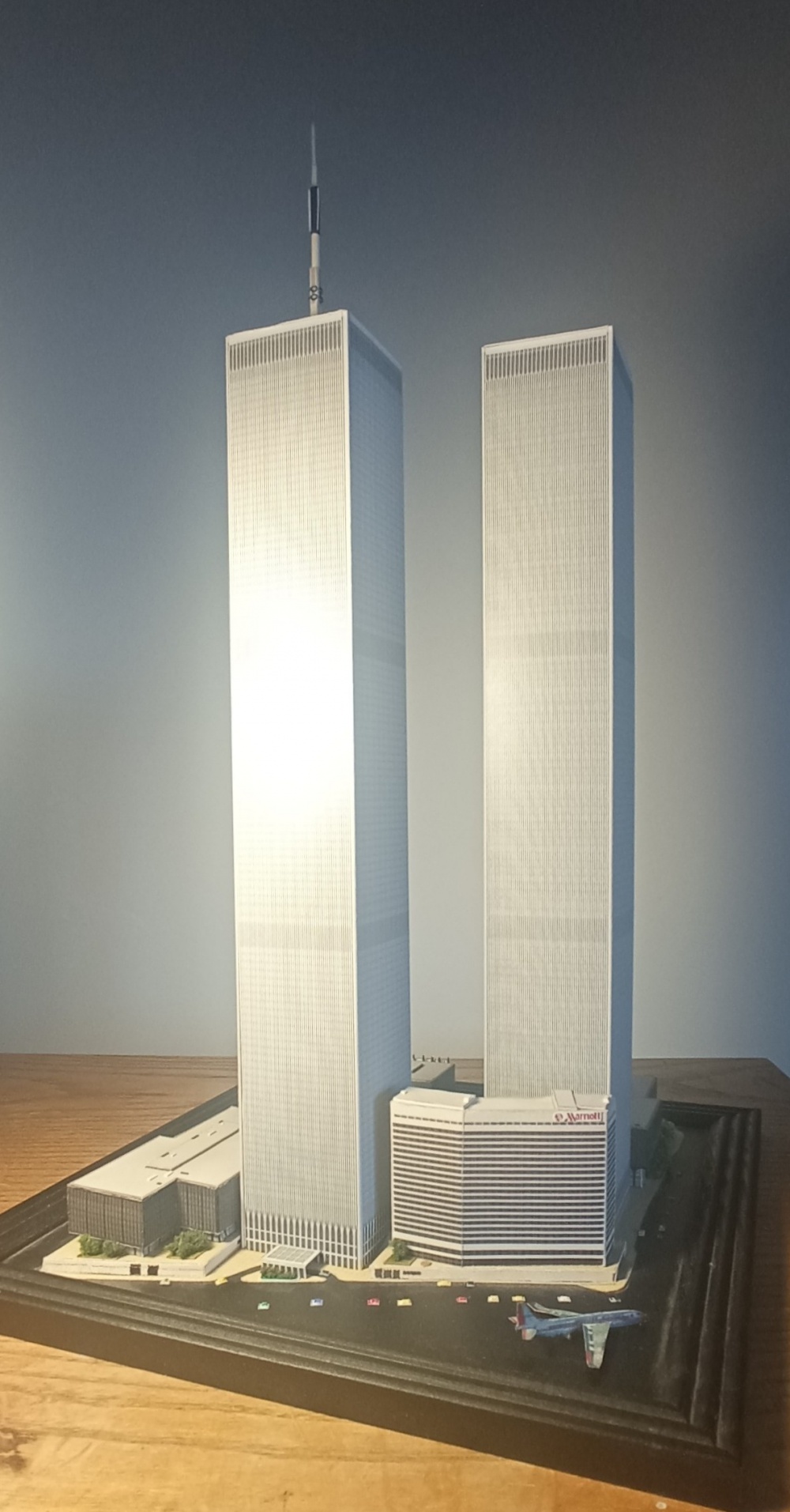 World Trade Center (WTC - Twin Towers) paper model 1:1500