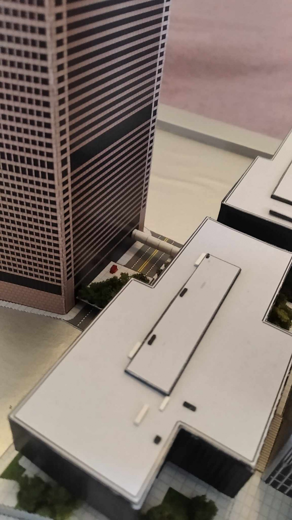 World Trade Center (WTC - Twin Towers) paper model 1:1500 + WTC 7 (Plná velikost v novém okně) World Trade Center (WTC - Twin Towers) paper model 1:1500 + WTC 7