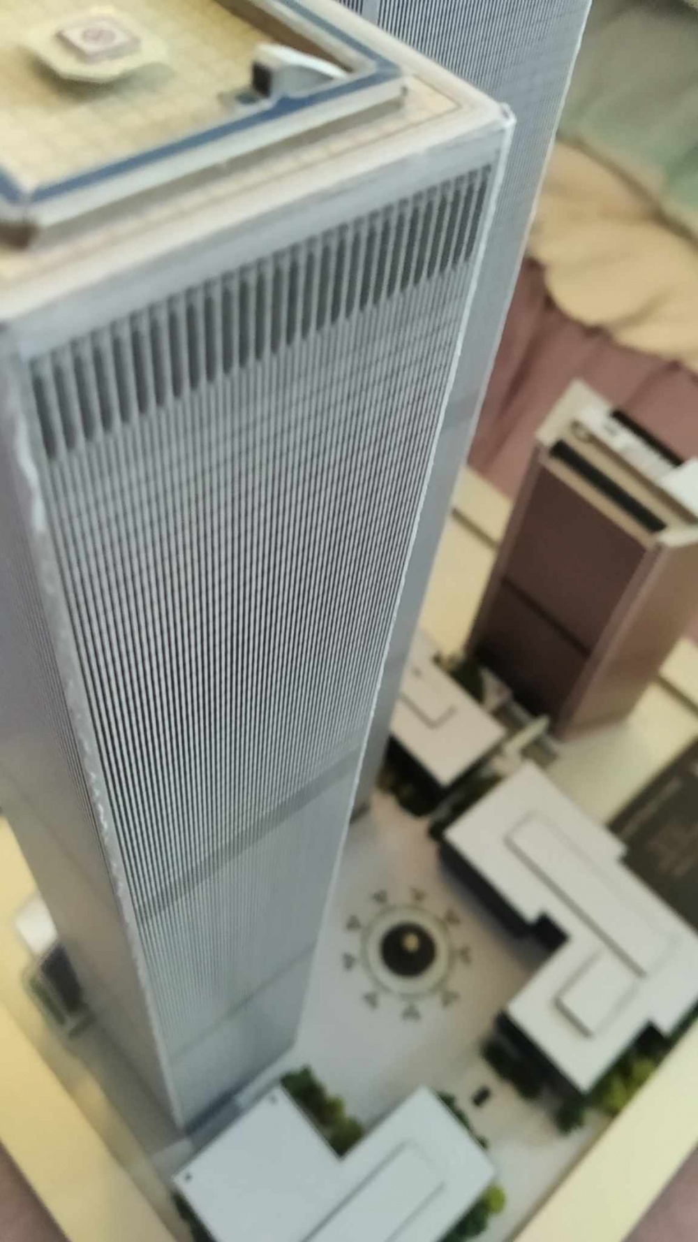 World Trade Center (WTC - Twin Towers) paper model 1:1500 + WTC 7 (Plná velikost v novém okně) World Trade Center (WTC - Twin Towers) paper model 1:1500 + WTC 7