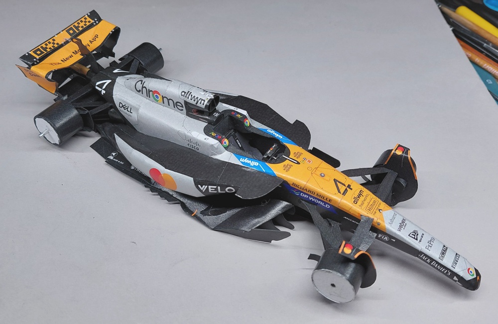 McLaren MCL39 - Lando Norris - GP V.Británie 2025 (Plná velikost v novém okně) McLaren MCL39 - Lando Norris - GP V.Británie 2025