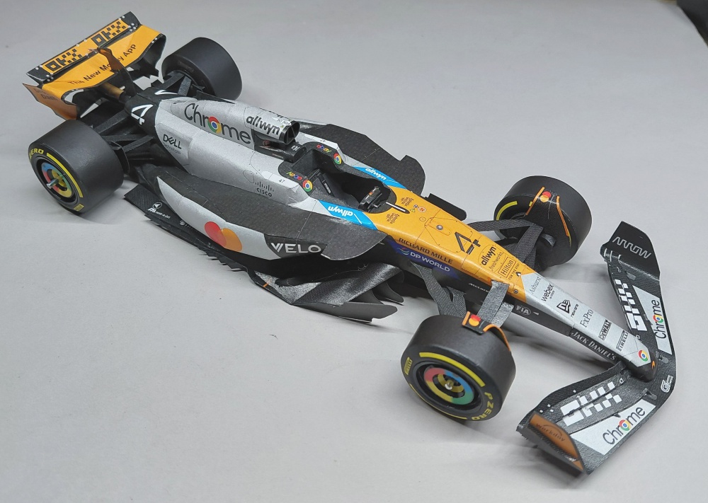 McLaren MCL39 - Lando Norris - GP V.Británie 2025 (Plná velikost v novém okně) McLaren MCL39 - Lando Norris - GP V.Británie 2025