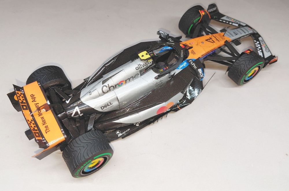 McLaren MCL39 - Lando Norris - GP V.Británie 2025 (Plná velikost v novém okně) McLaren MCL39 - Lando Norris - GP V.Británie 2025