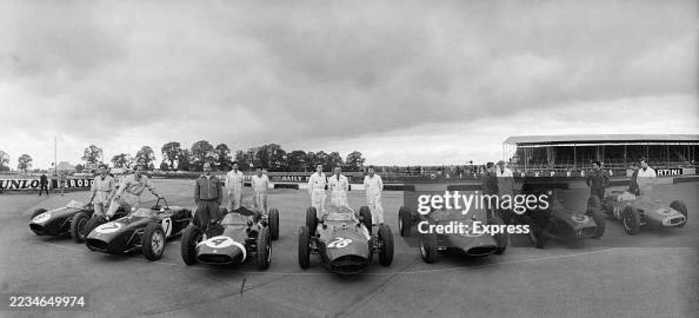 Cooper T53 - Stirling Moss - International Trophy 1961 (Plná velikost v novém okně) Cooper T53 - Stirling Moss - International Trophy 1961