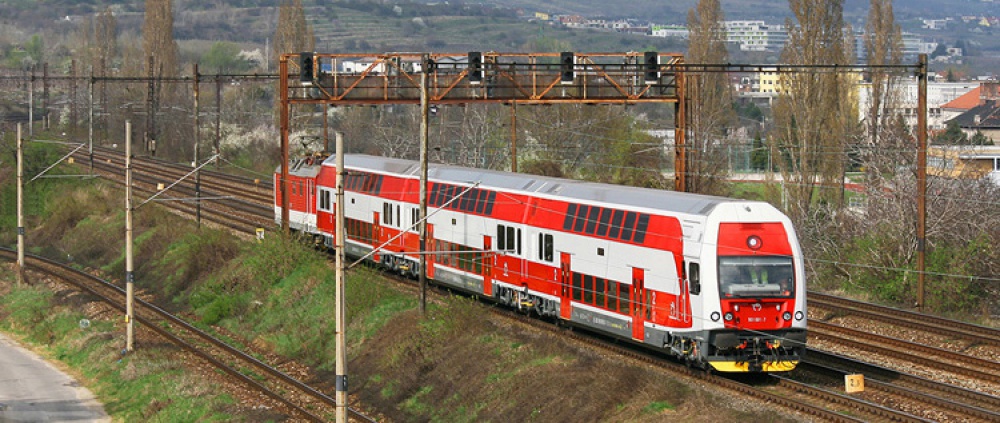Riadiaci vozeň Push-Pull 951.001 (Plná velikost v novém okně) Riadiaci vozeň Push-Pull 951.001