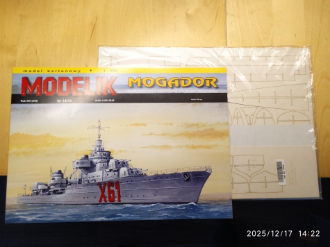 MOGADOR MOGADOR