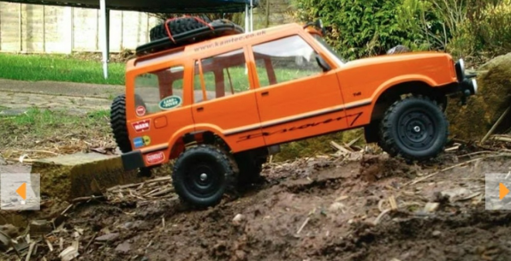 Land Rover - stavba (Plná velikost v novém okně) Land Rover - stavba