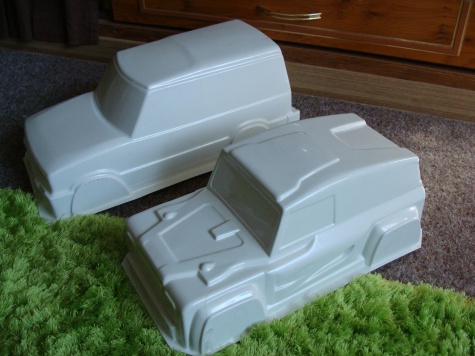 Land Rover - stavba Land Rover - stavba