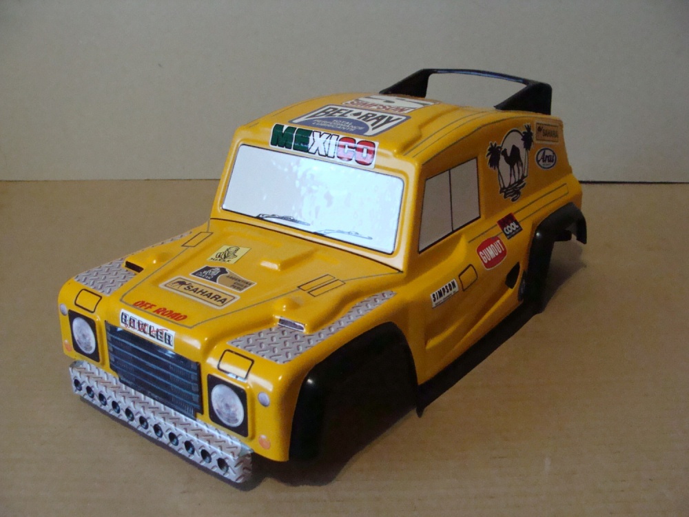 Land Rover - stavba (Plná velikost v novém okně) Land Rover - stavba
