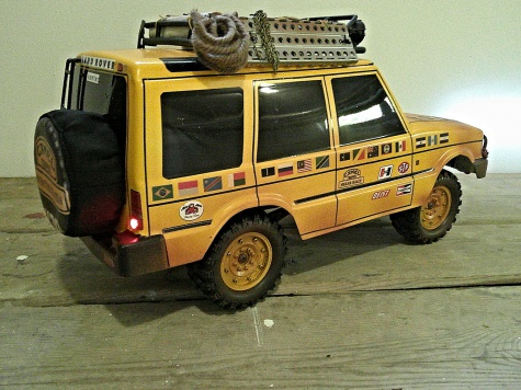 Land Rover - stavba