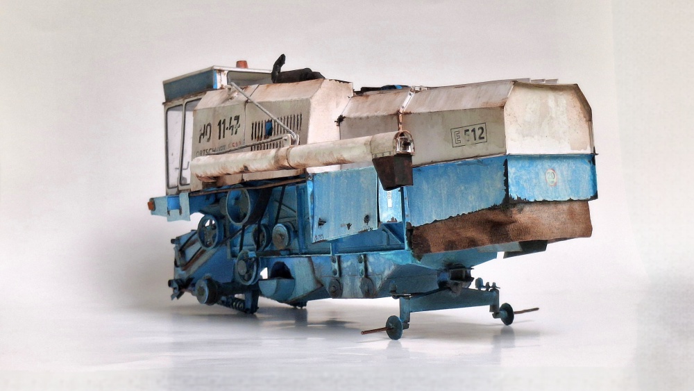 Fortschritt E512 (Plná velikost v novém okně) Fortschritt E512