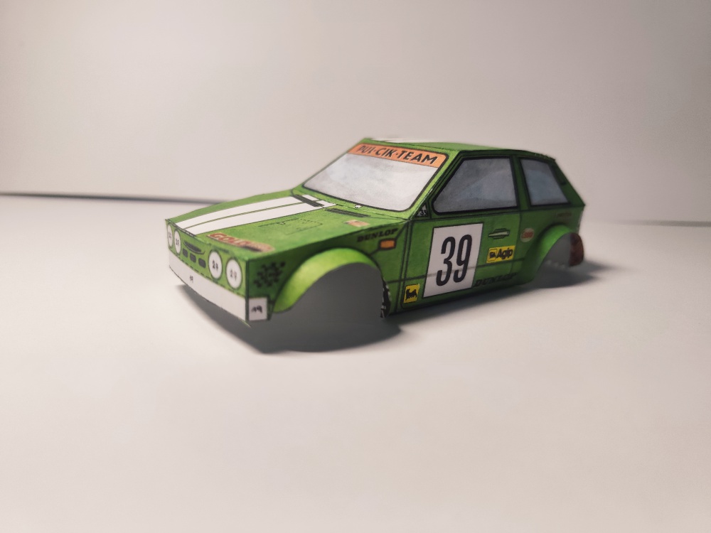 Z�vodn� auto