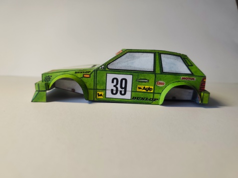 Z�vodn� auto