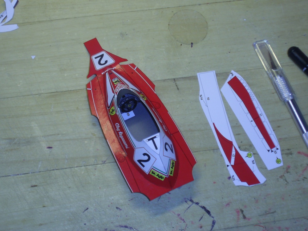 24 hodinovka 2011-Ferrari 312 T2 C.Regazzoni 1976 (Plná velikost v novém okně) 24 hodinovka 2011-Ferrari 312 T2 C.Regazzoni 1976