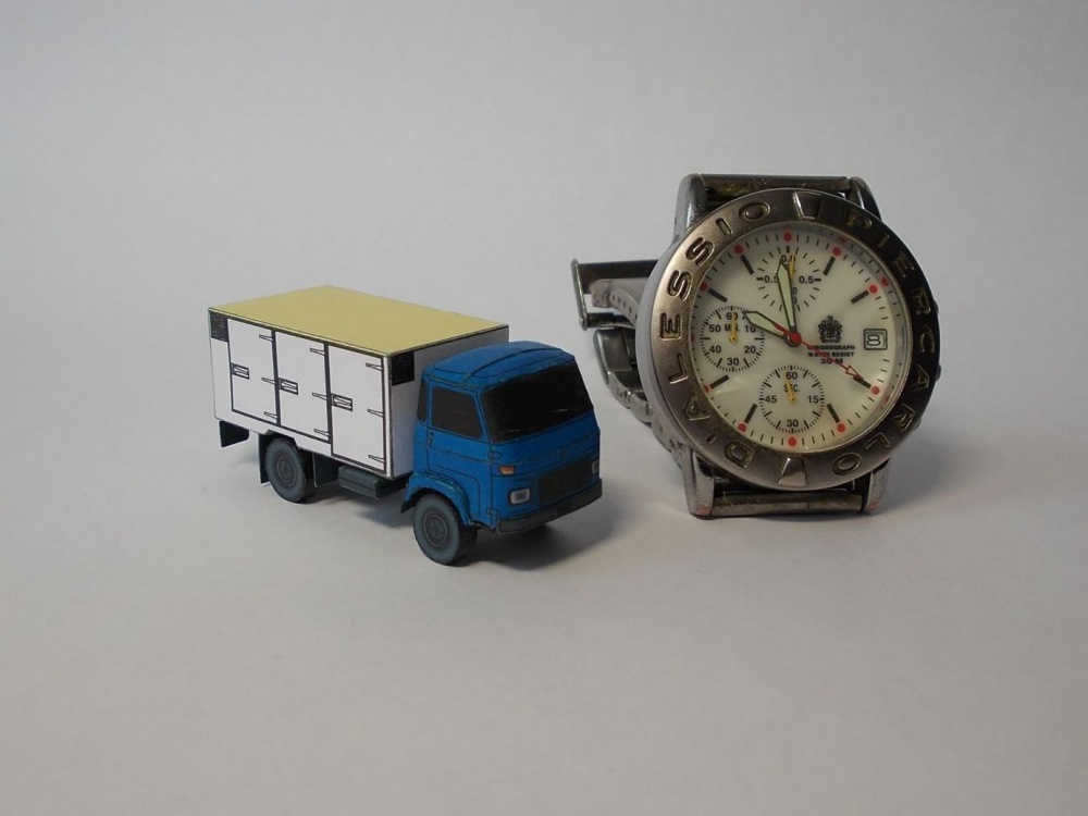 24 dní Minimodel (Plná velikost v novém okně) 24 dní Minimodel