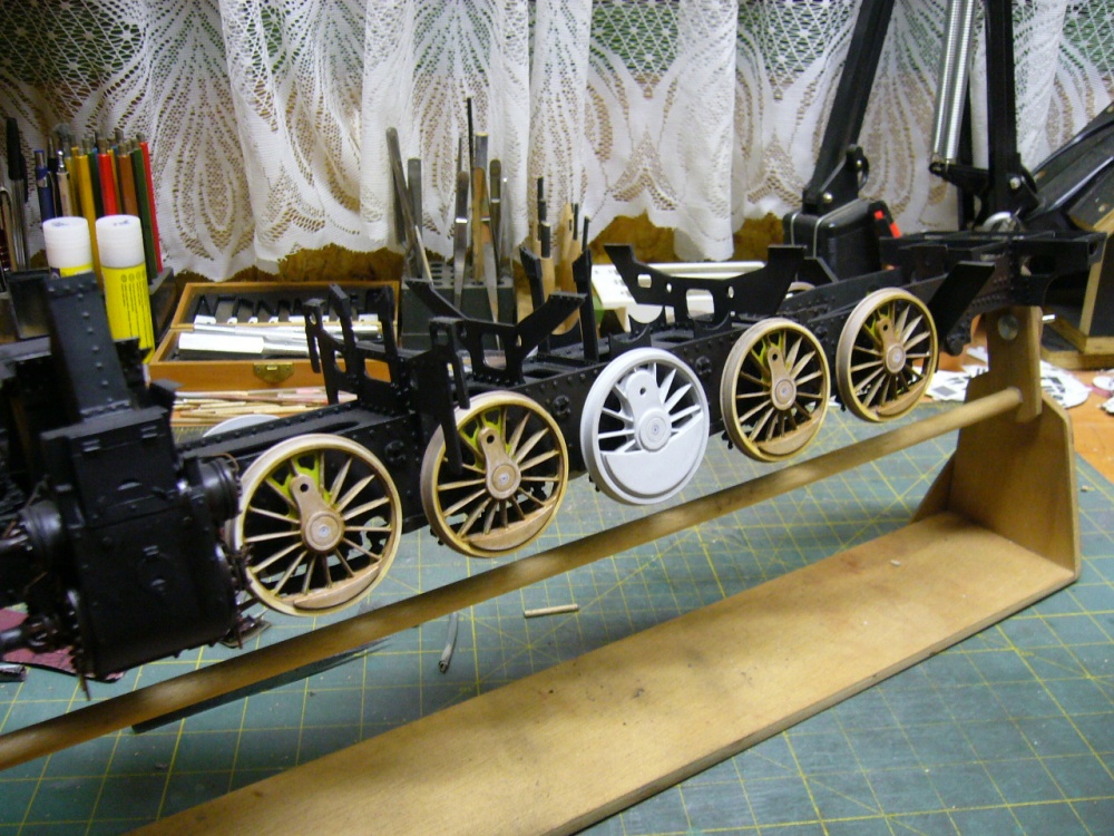 183649
