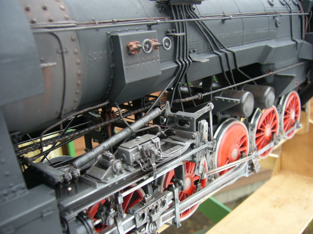 195599