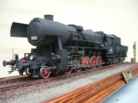 555.0153 - p�estavba z TY-2