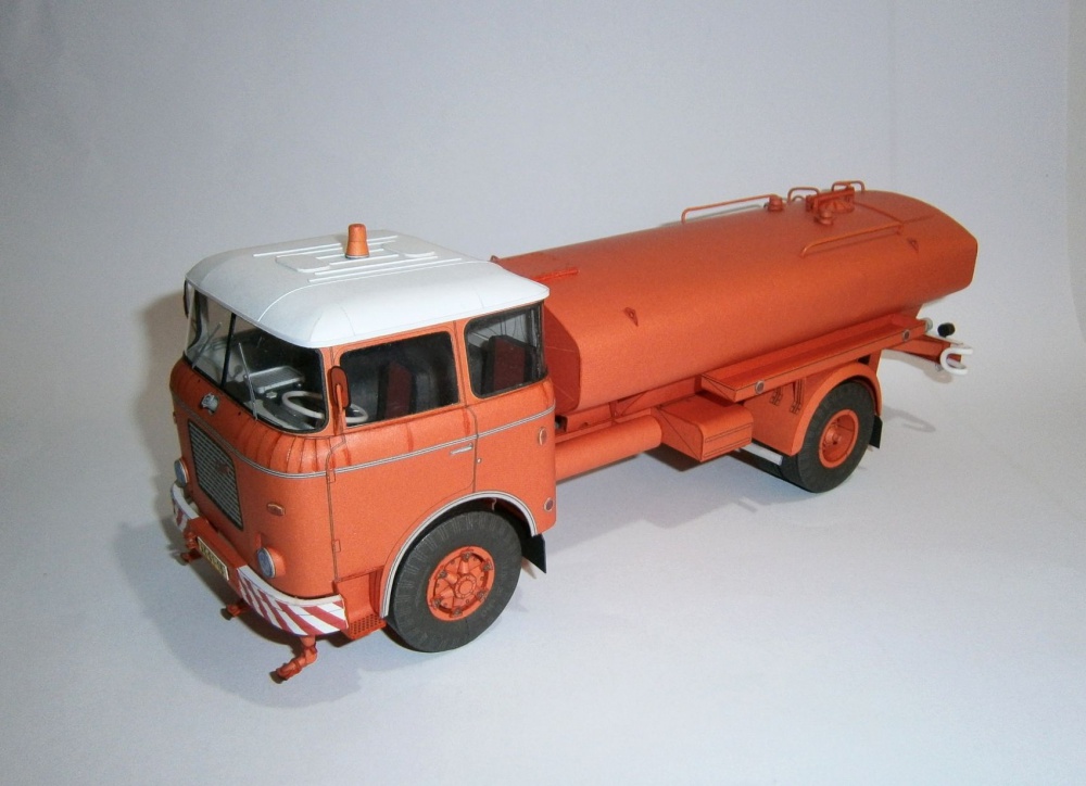 � 706 RTH AKV-8